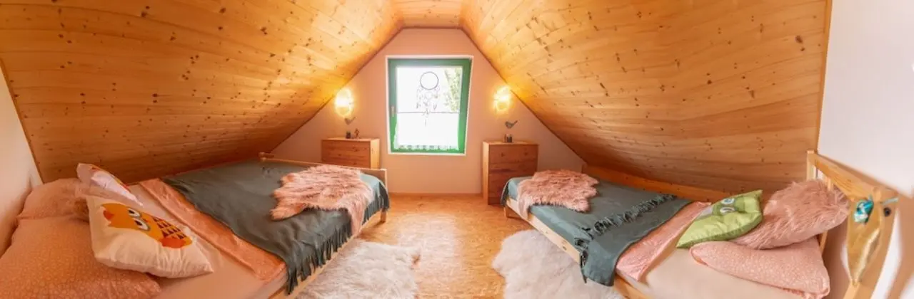 Ev (Two bedroom Cottage)