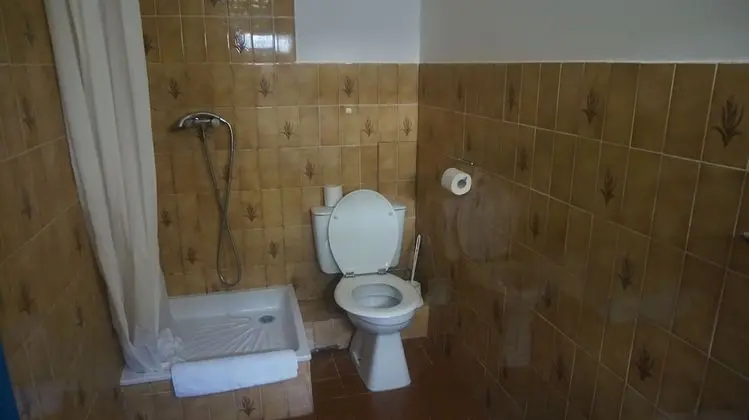 Economy Tek Büyük Yataklı Oda