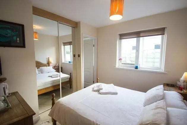 Tek Büyük Yataklı Oda (Compact Double Room)
