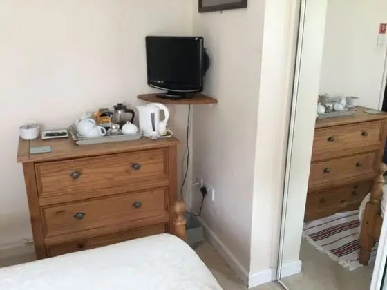 Tek Büyük Yataklı Oda (Compact Double Room)