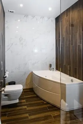 Luxury Oda