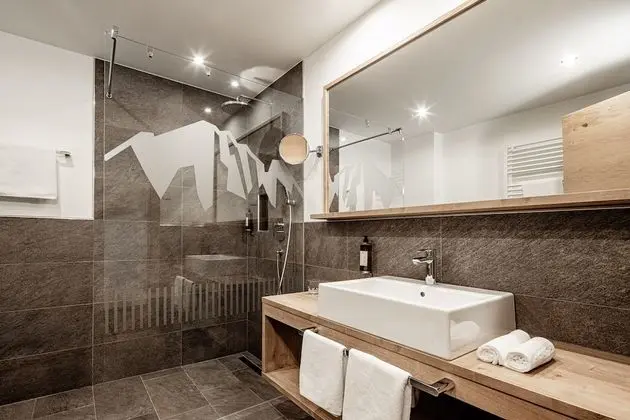 Deluxe Tek Büyük Yataklı Oda, Vadi Manzaralı