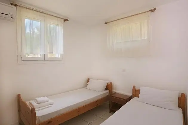 Tek Büyük Yataklı Oda, Kısmi Deniz Manzaralı