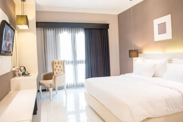 Deluxe Tek Büyük veya İki Ayrı Yataklı Oda, Sigara İçilmez, Şehir Manzaralı