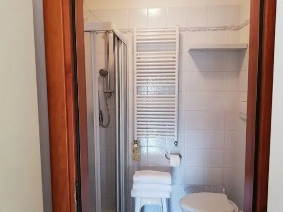 Tek Büyük veya İki Ayrı Yataklı Oda, Balkon, Deniz Manzaralı