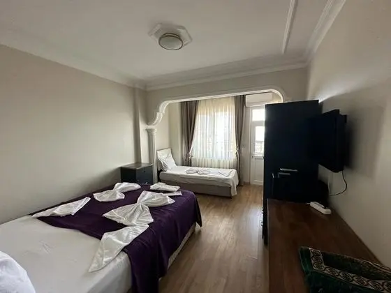 Deluxe Üç Kişilik Oda , Deniz ve Dağ Manzaralı
