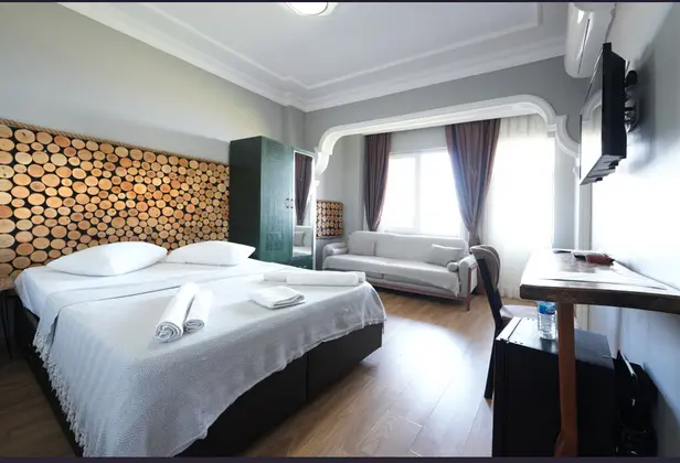 Deluxe Üç Kişilik Oda , Deniz ve Dağ Manzaralı