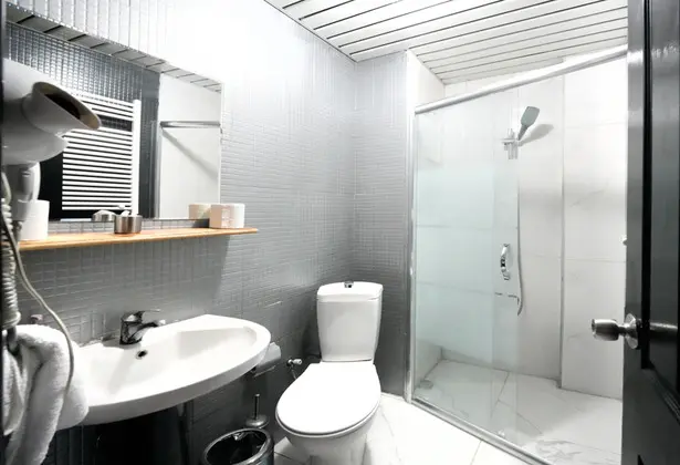 Deluxe Üç Kişilik Oda , Deniz ve Dağ Manzaralı