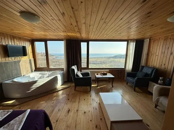 King Suite, Doğa Manzaralı, Jakuzili