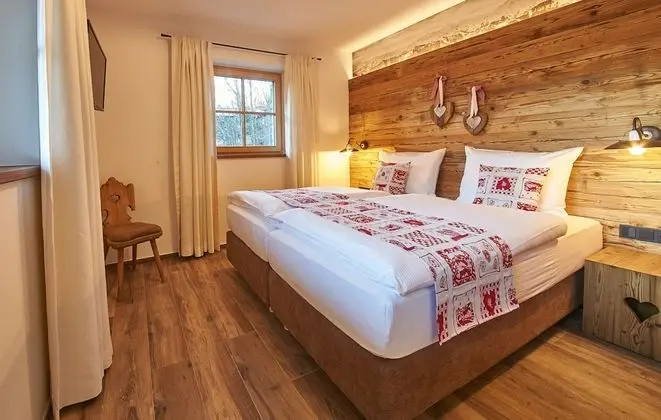 Luxury Dağ Evi, 2 Yatak Odası, Sauna, Dağ Manzaralı (Chalet - KRISTALL)