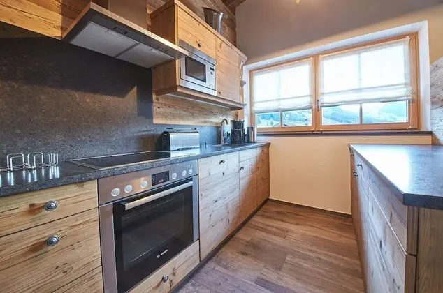 Luxury Dağ Evi, 2 Yatak Odası, Sauna, Dağ Manzaralı (Chalet - KRISTALL)