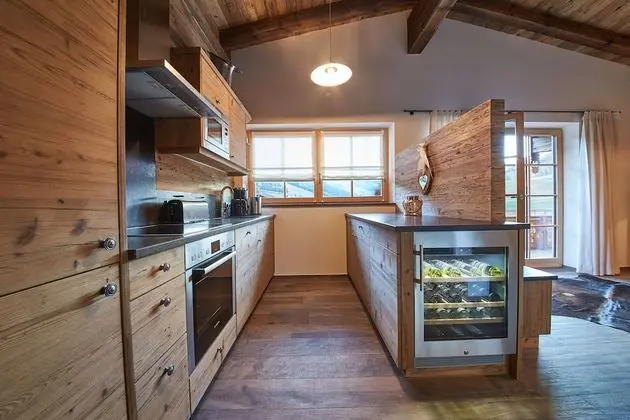 Luxury Dağ Evi, 2 Yatak Odası, Sauna, Dağ Manzaralı (Chalet - KRISTALL)
