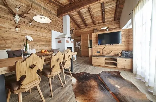 Luxury Dağ Evi, 2 Yatak Odası, Sauna, Dağ Manzaralı (Chalet - KRISTALL)