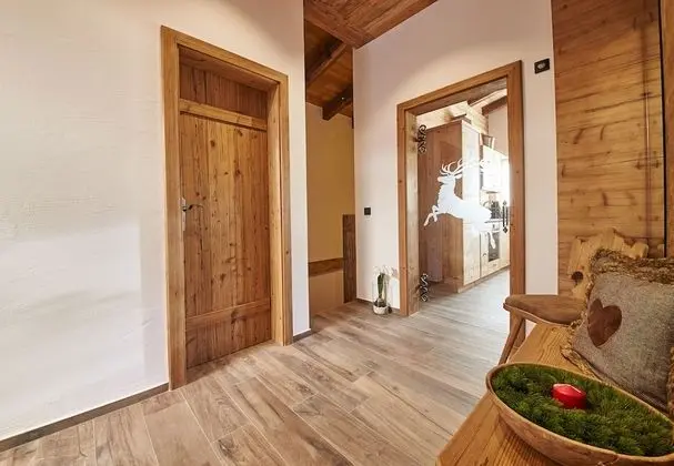 Luxury Dağ Evi, 3 Yatak Odası, Sauna, Dağ Manzaralı (Chalet - SMARAGD)