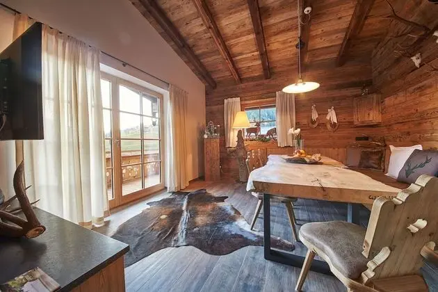 Luxury Dağ Evi, 3 Yatak Odası, Sauna, Dağ Manzaralı (Chalet - SMARAGD)