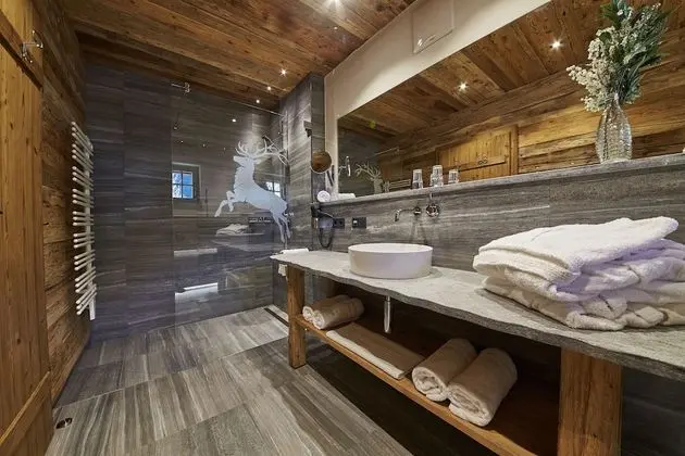 Luxury Dağ Evi, 3 Yatak Odası, Sauna, Dağ Manzaralı (Chalet - SMARAGD)