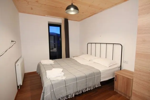 Standard Apart Daire, Dağ Manzaralı