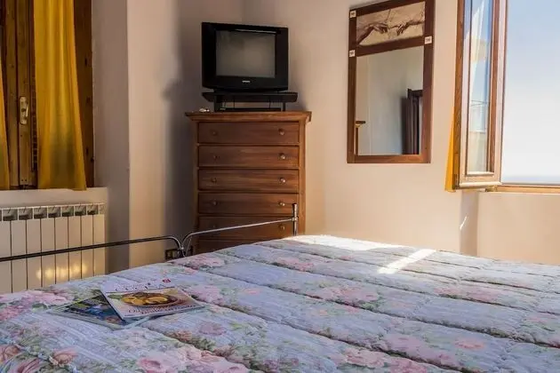 Family Ev, Birden Çok Yatak, 2 Banyolu, Dağ Yamacı (Panorama Pedona)