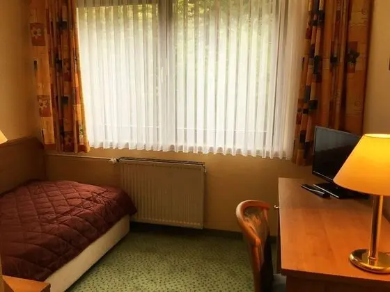 Standard Tek Kişilik Oda, Bahçe Manzaralı