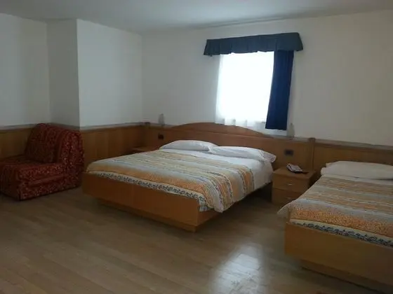 Dört Kişilik Oda, Dağ Manzaralı