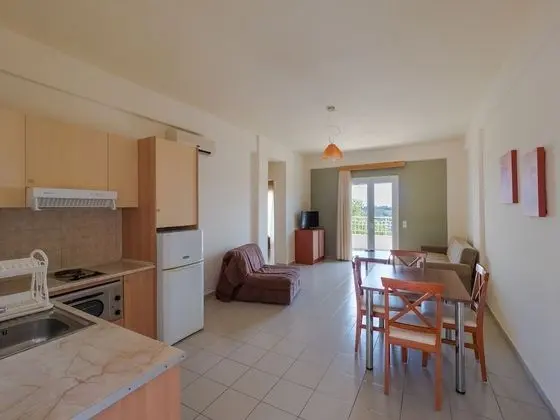Stüdyo, Bahçe Manzaralı