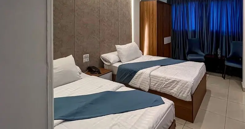 Deluxe Tek Büyük veya İki Ayrı Yataklı Oda (Pyramid View)