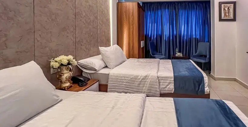 Deluxe Tek Büyük veya İki Ayrı Yataklı Oda (Pyramid View)