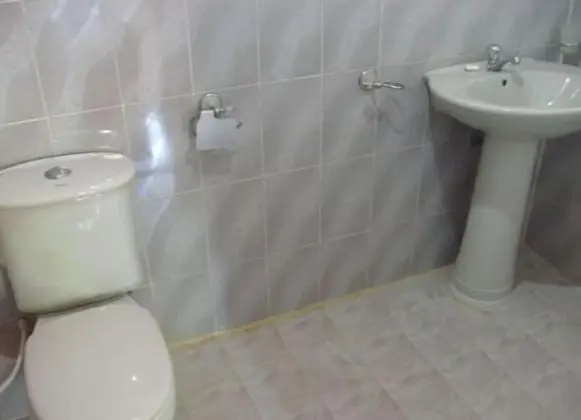 Basic Tek Büyük Yataklı Oda
