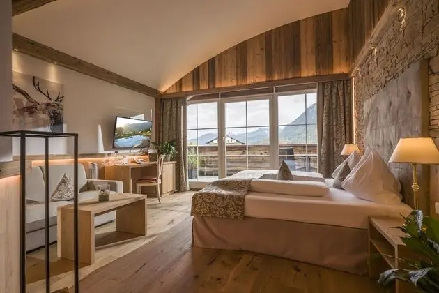 Süit, Dağ Manzaralı