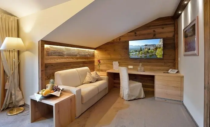 Süit, Dağ Manzaralı