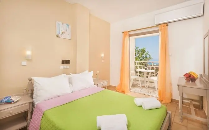 Stüdyo, Deniz Manzaralı