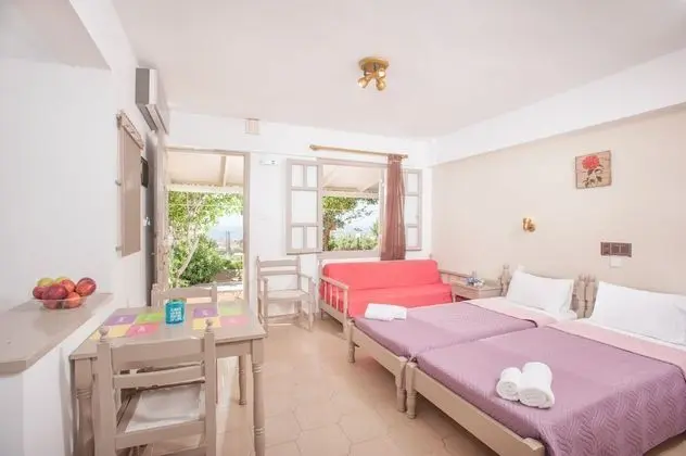 Stüdyo, Deniz Manzaralı