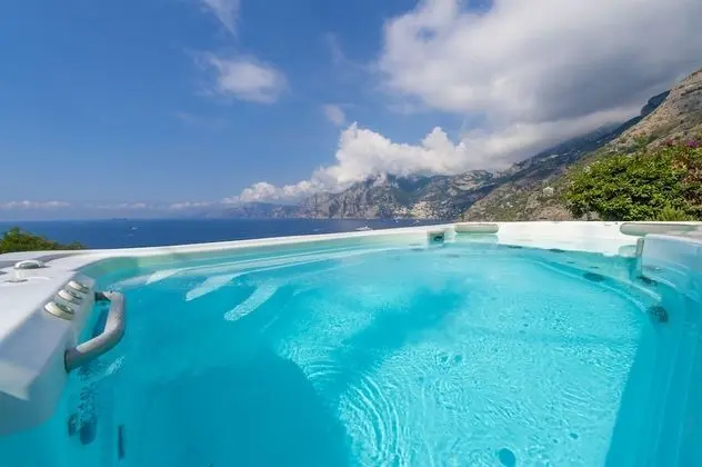 Villa, 4 Yatak Odası, Balkon