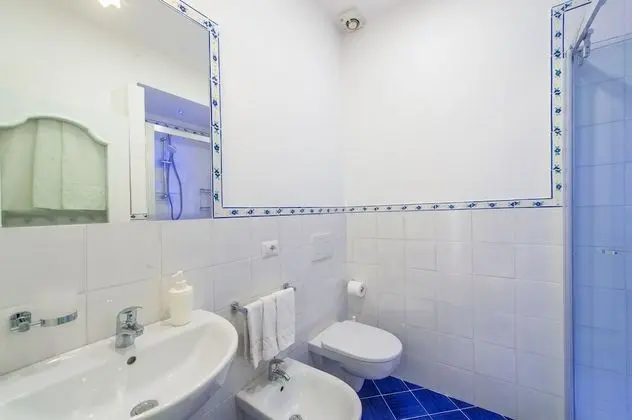 Villa, 4 Yatak Odası, Balkon
