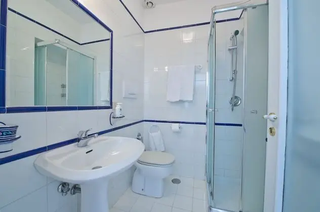 Villa, 4 Yatak Odası, Balkon