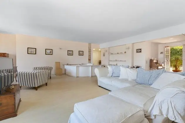 Villa, Sigara İçilebilir