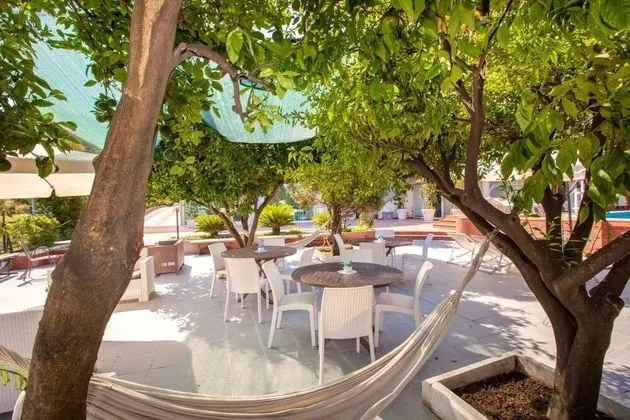 Villa, Sigara İçilebilir
