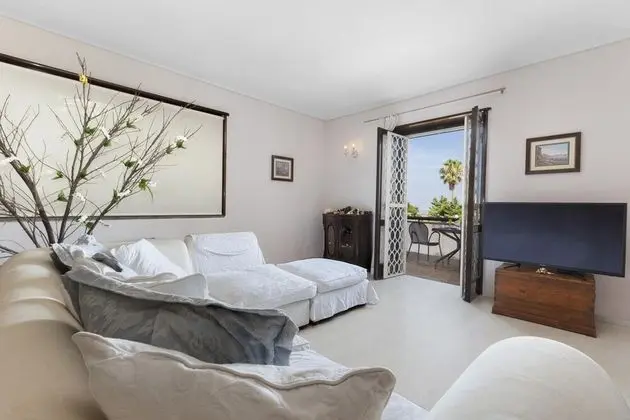 Villa, Sigara İçilebilir