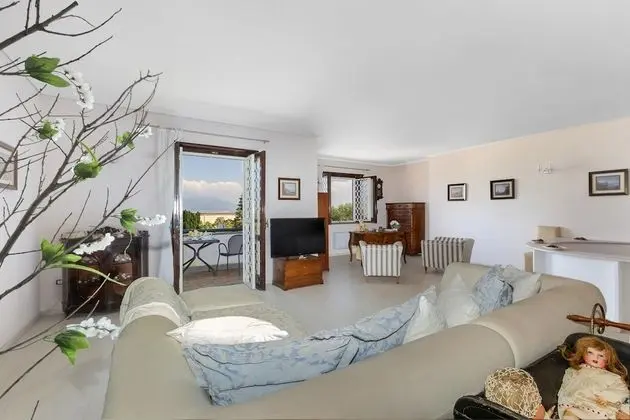 Villa, Sigara İçilebilir