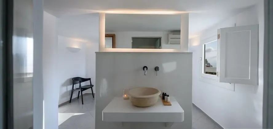 Villa (Caldera View outdoor Jetted tub)