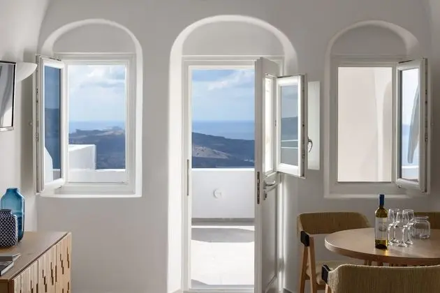 Villa (Caldera View outdoor Jetted tub)