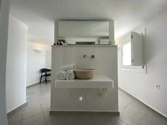 Villa (Caldera View outdoor Jetted tub)