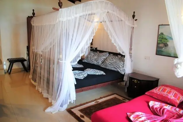 Deluxe Üç Kişilik Oda, Deniz Manzaralı