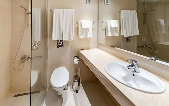 Tek Büyük Yataklı Oda, Şehir Manzaralı
