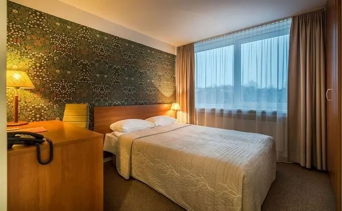 Standard Oda, Şehir Manzaralı