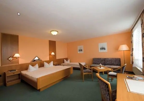 Comfort Tek Büyük Yataklı Oda