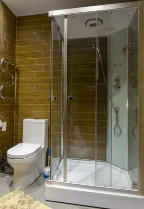 Economy Tek Büyük Yataklı Oda