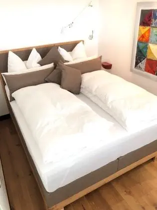 Comfort-Apartment (on top of the rate cleaning Fee 60 EUR)