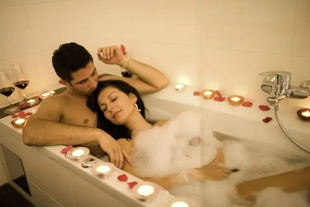 Romantic Tek Büyük Yataklı Oda