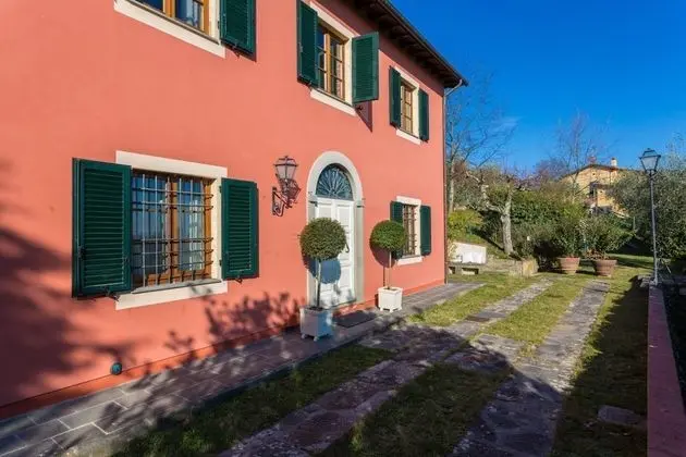 Villa